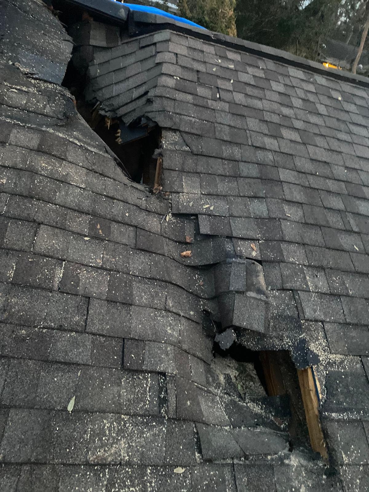 Gallery Image: A.R. ROOFING
