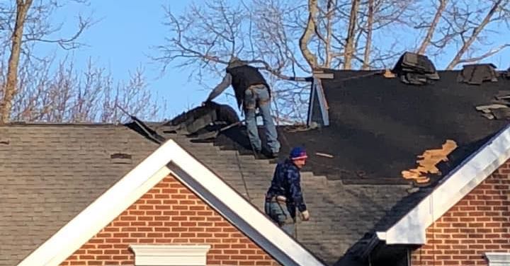 Gallery Image: A.R. ROOFING