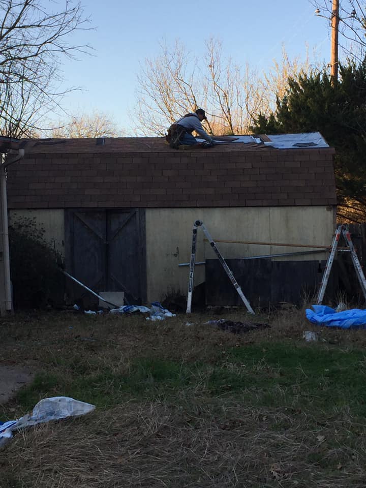 Gallery Image: A.R. ROOFING