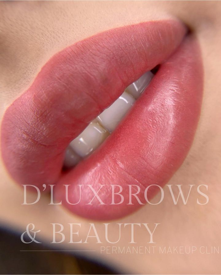 Gallery Image : D’LuxBrows & Beauty