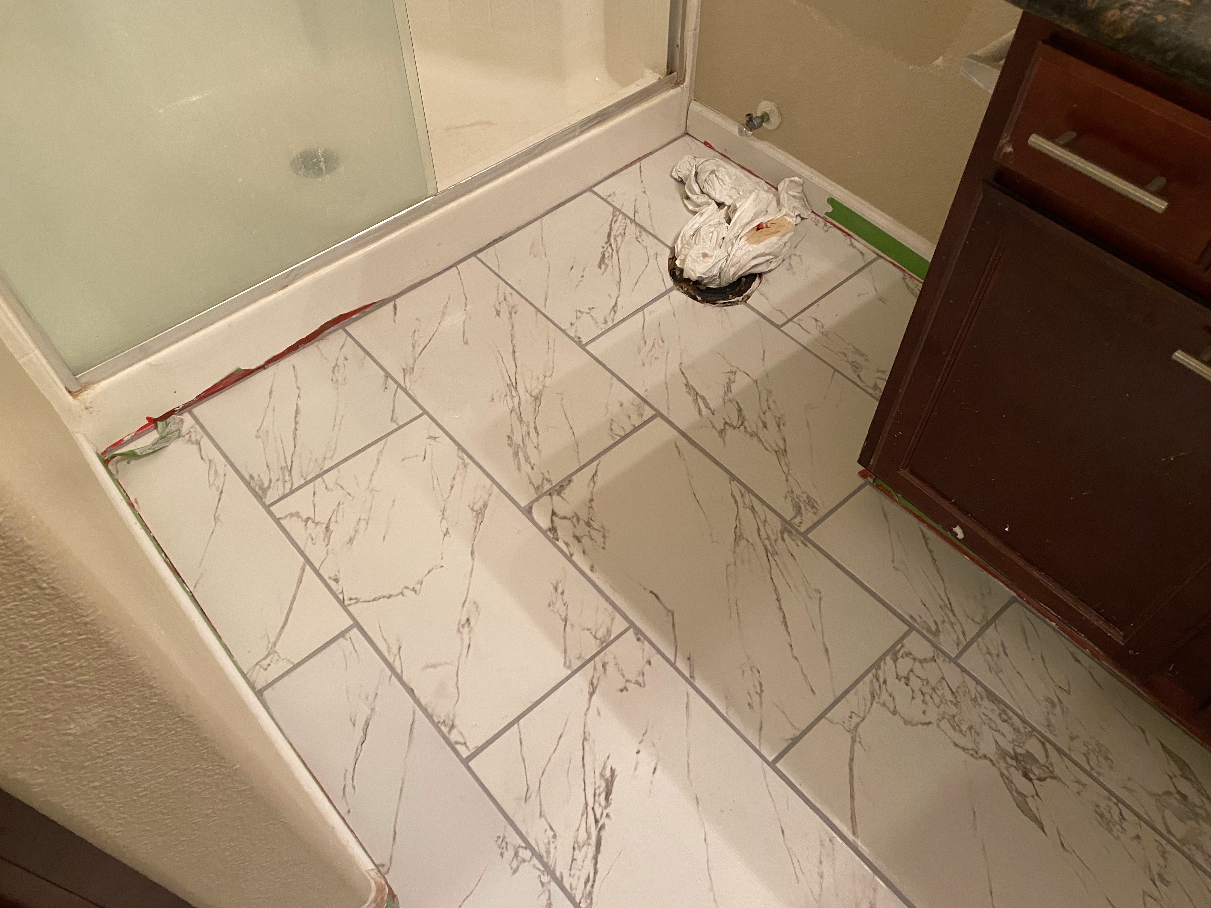 Gallery Image : Remodel install tile