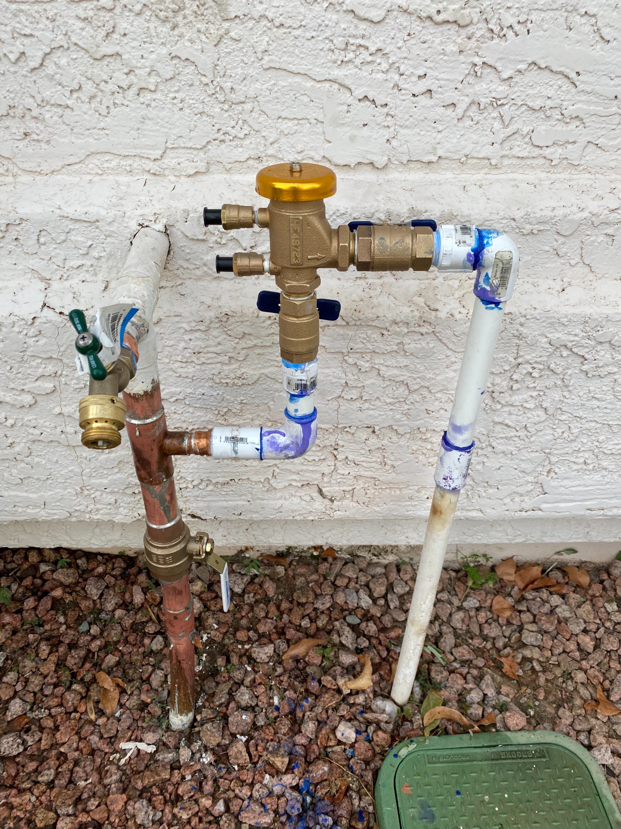 Gallery Image : New hose bib and vacuum breaker for a sprinkler system