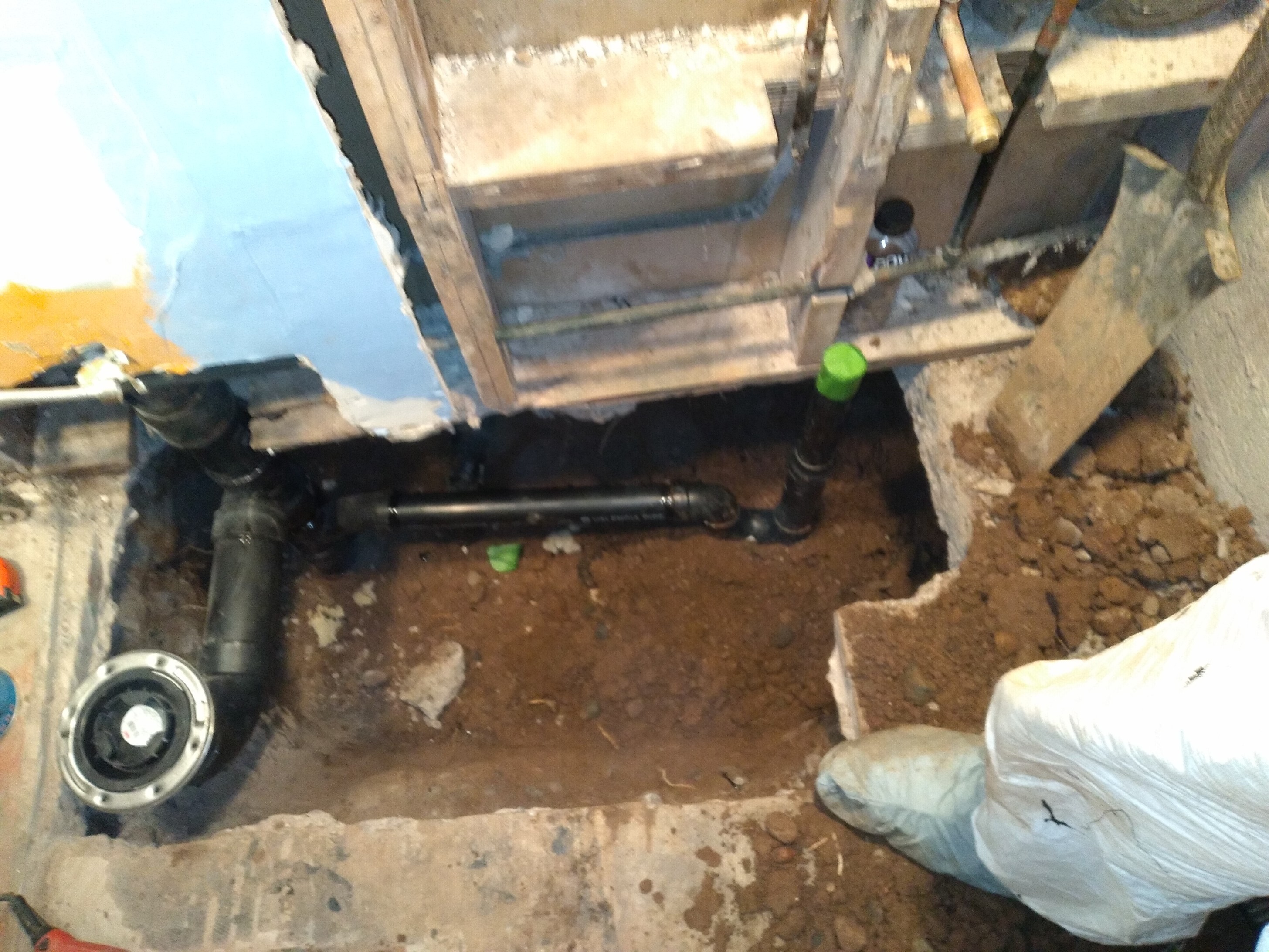 Gallery Image : Complete remodel - New underground sewer line pass inspection