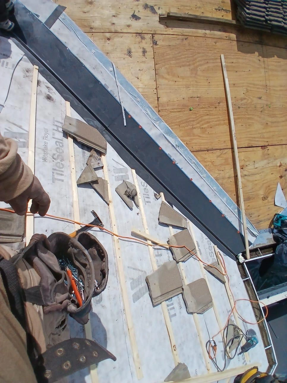 Gallery Image: DO Roofing 770 Inc