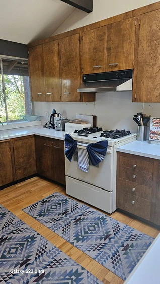 Gallery Image:Pelican Electric-CC LLC