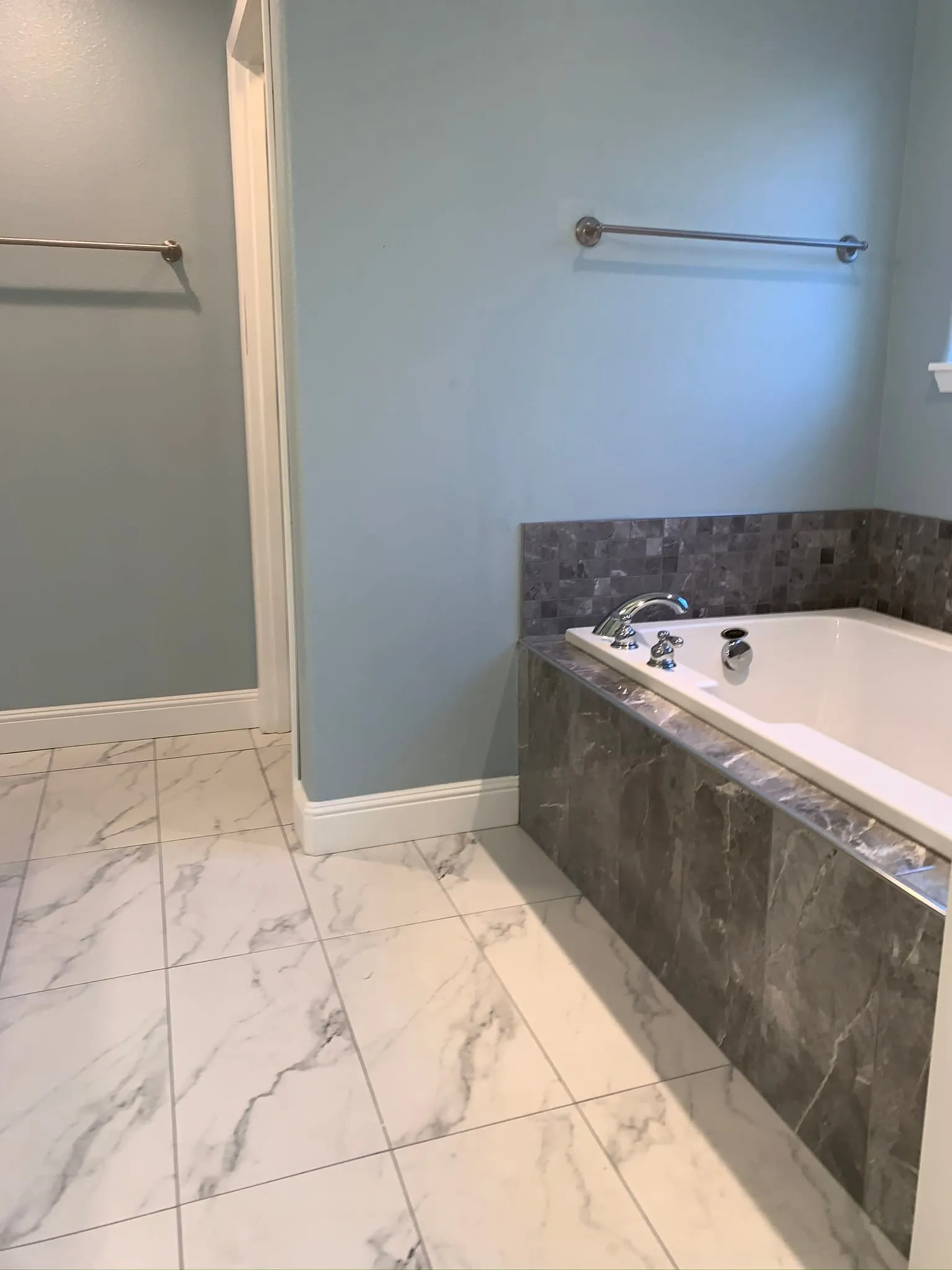 Gallery Image:Pelican Electric-CC LLC