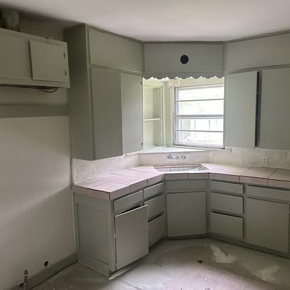 Gallery Image: Gonzalo Painting LLC