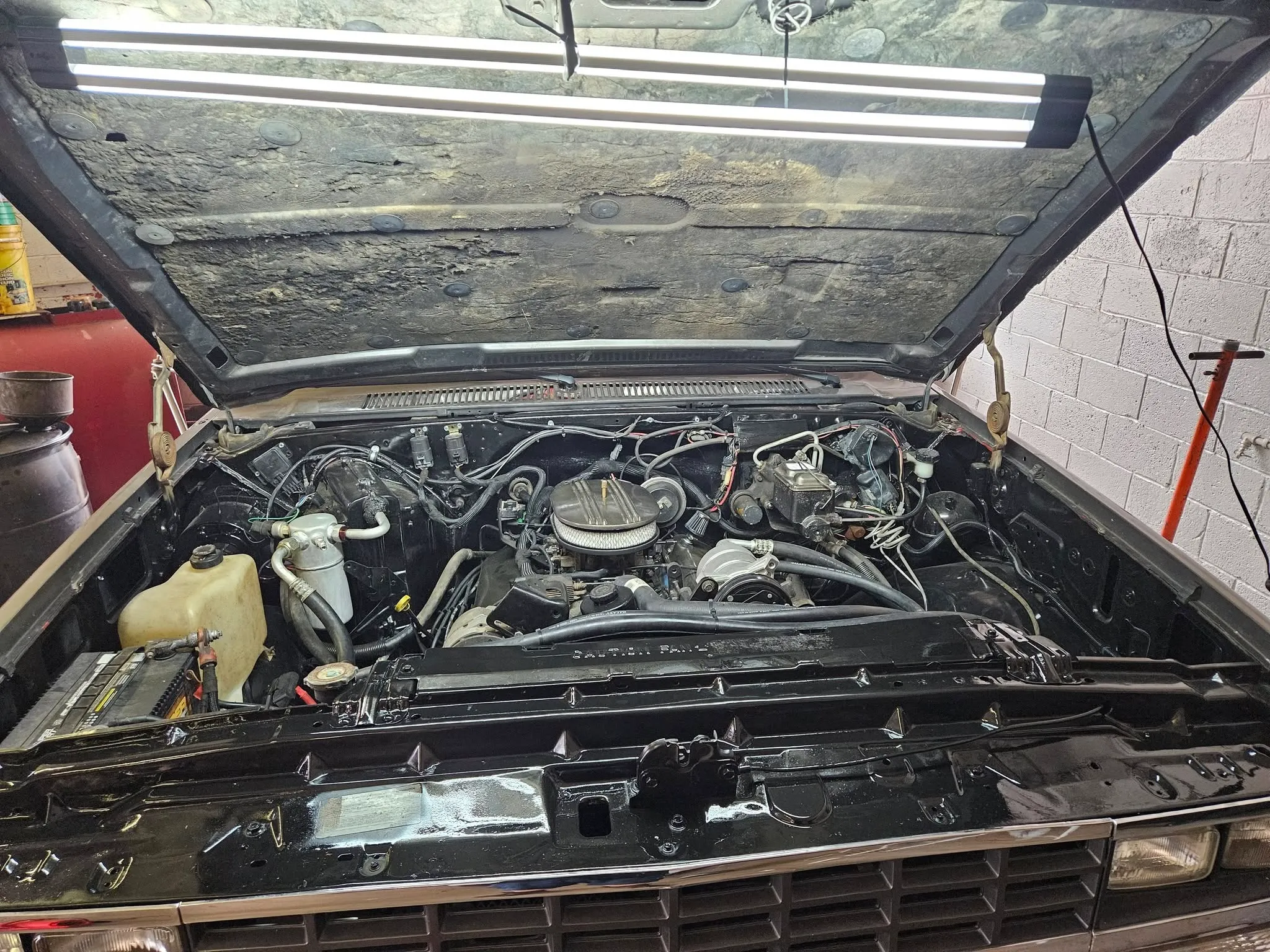 Gallery Image: Nostalgic Auto Garage