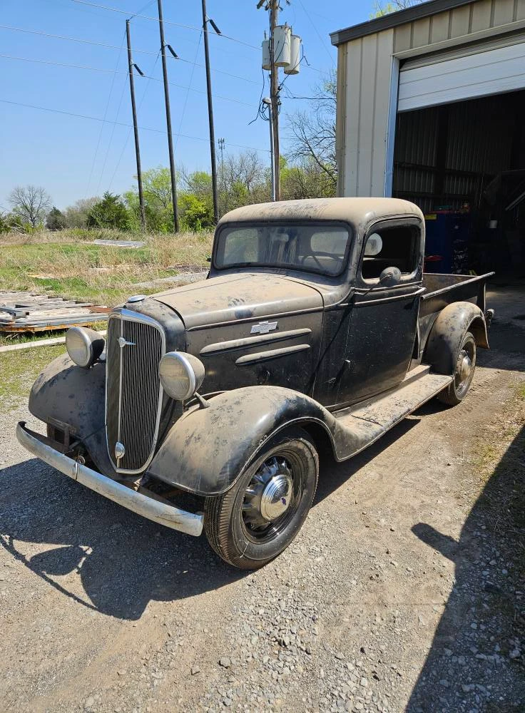 Gallery Image: Nostalgic Auto Garage