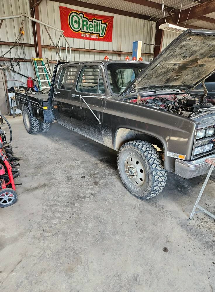 Gallery Image: Nostalgic Auto Garage