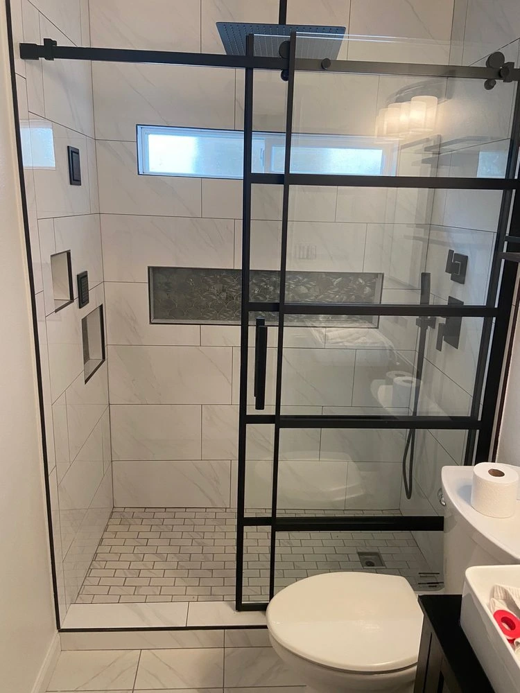 Gallery Image: Scott Of All Trades