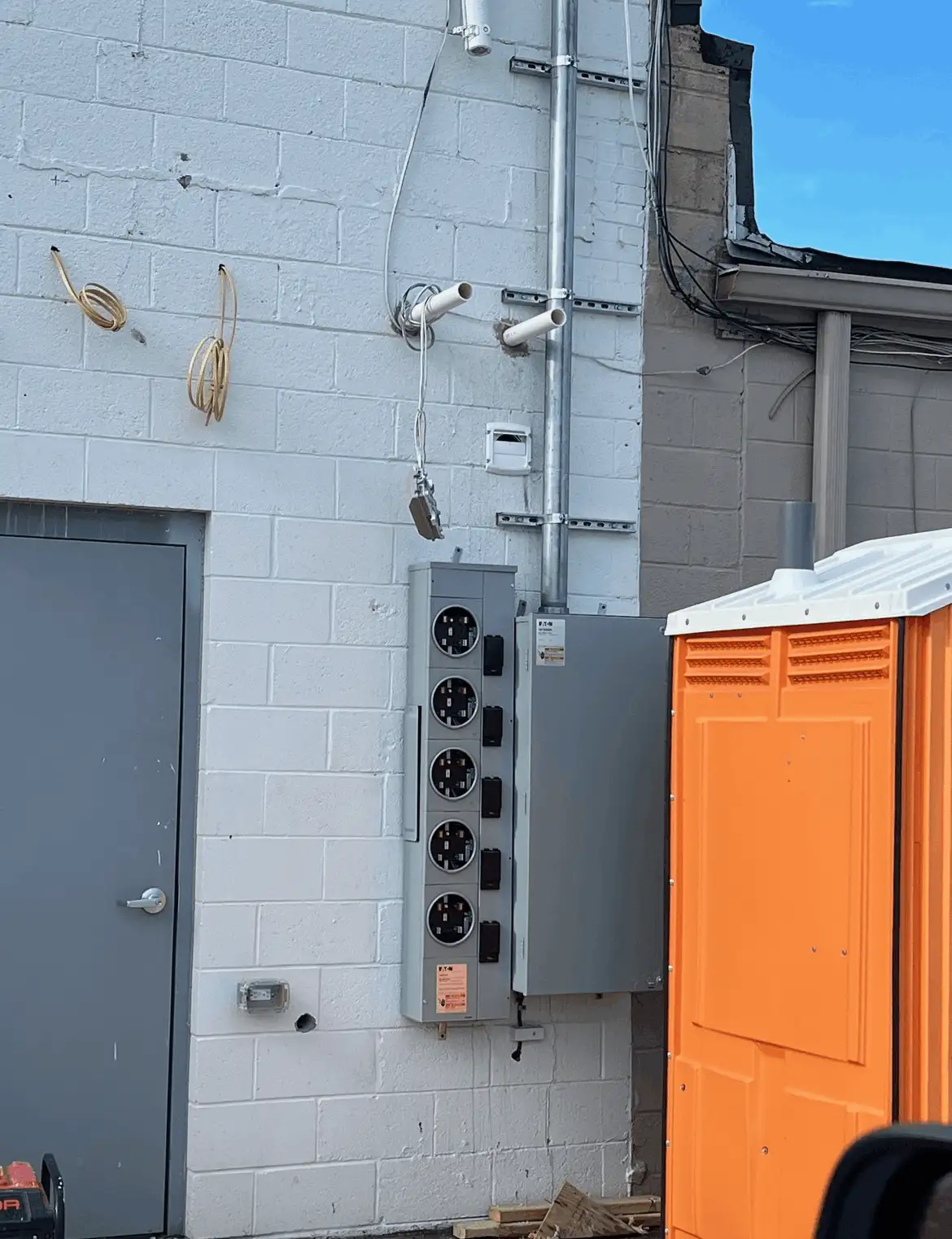 Gallery Image: Wansley Electric