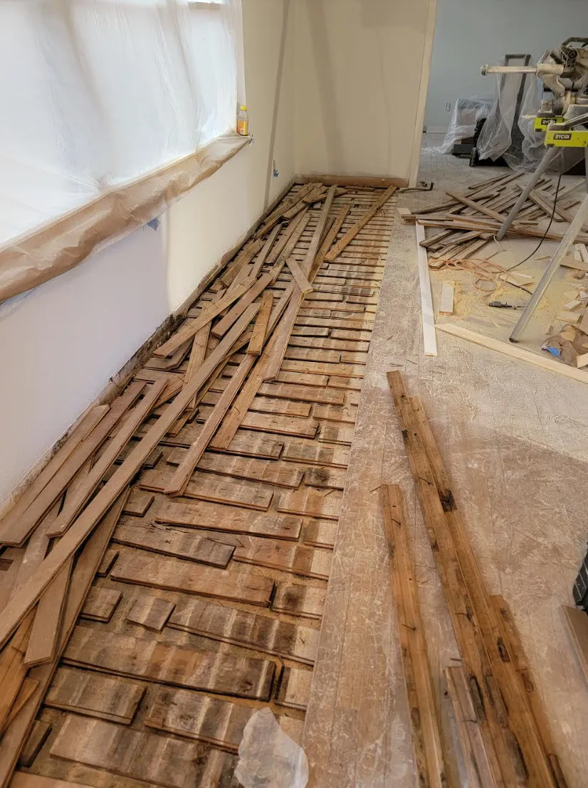 Gallery Images : Wooden Pride Construction.