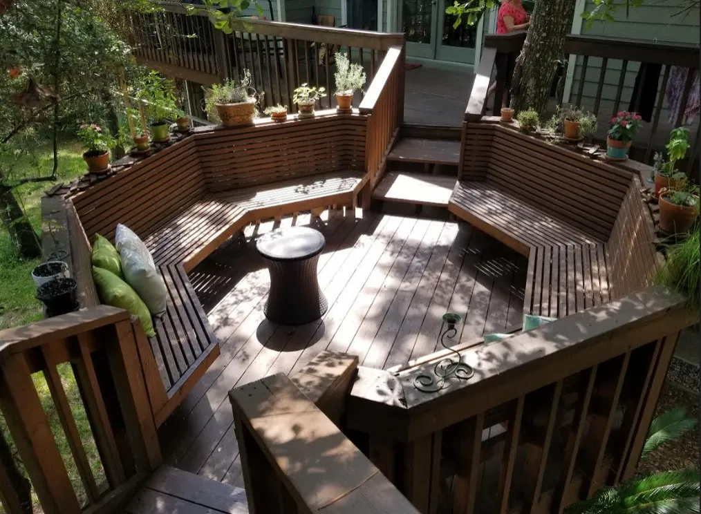 Gallery Images : Wooden Pride Construction.