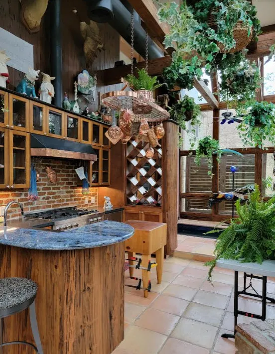 Gallery Images : Wooden Pride Construction.